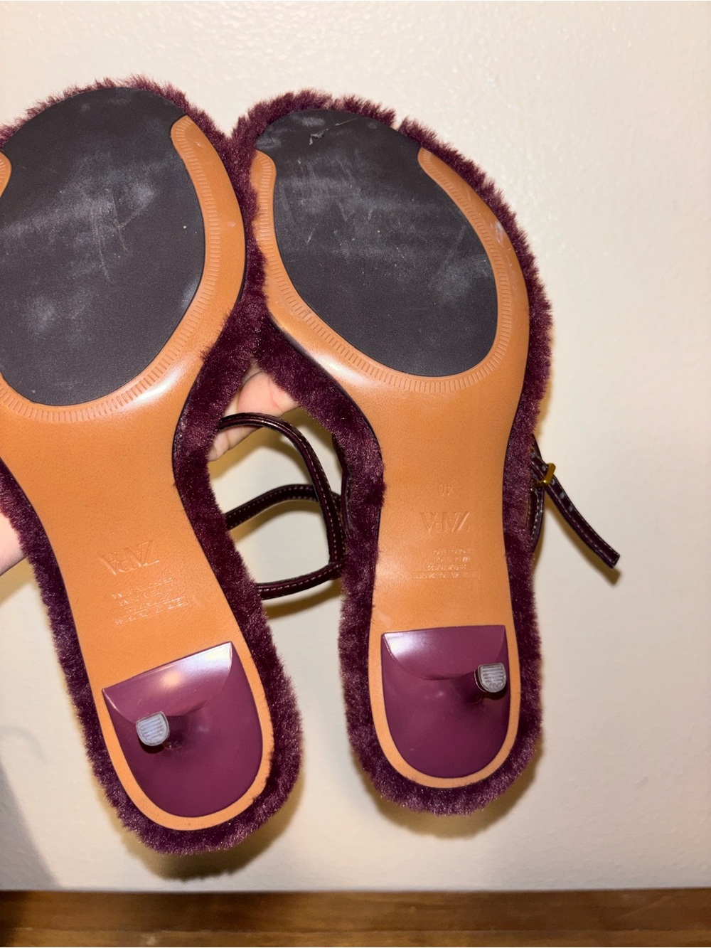ZARA FAUX FUR SOLE HEELED SANDALS - Picture 6 of 7